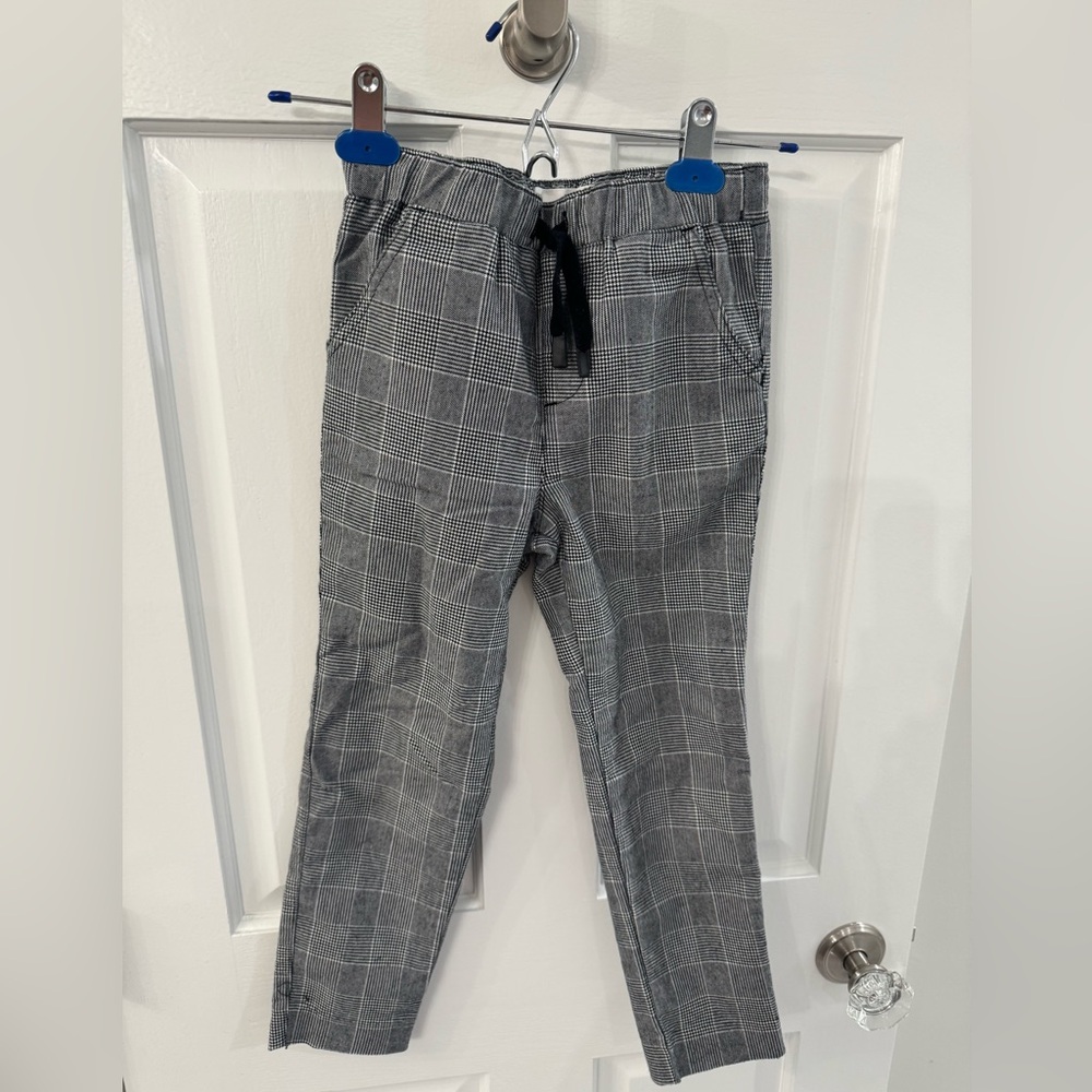 Scene and heard boys size 6-7 pants